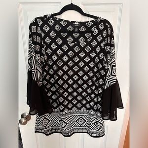 Alfani Top Tunic Black and White